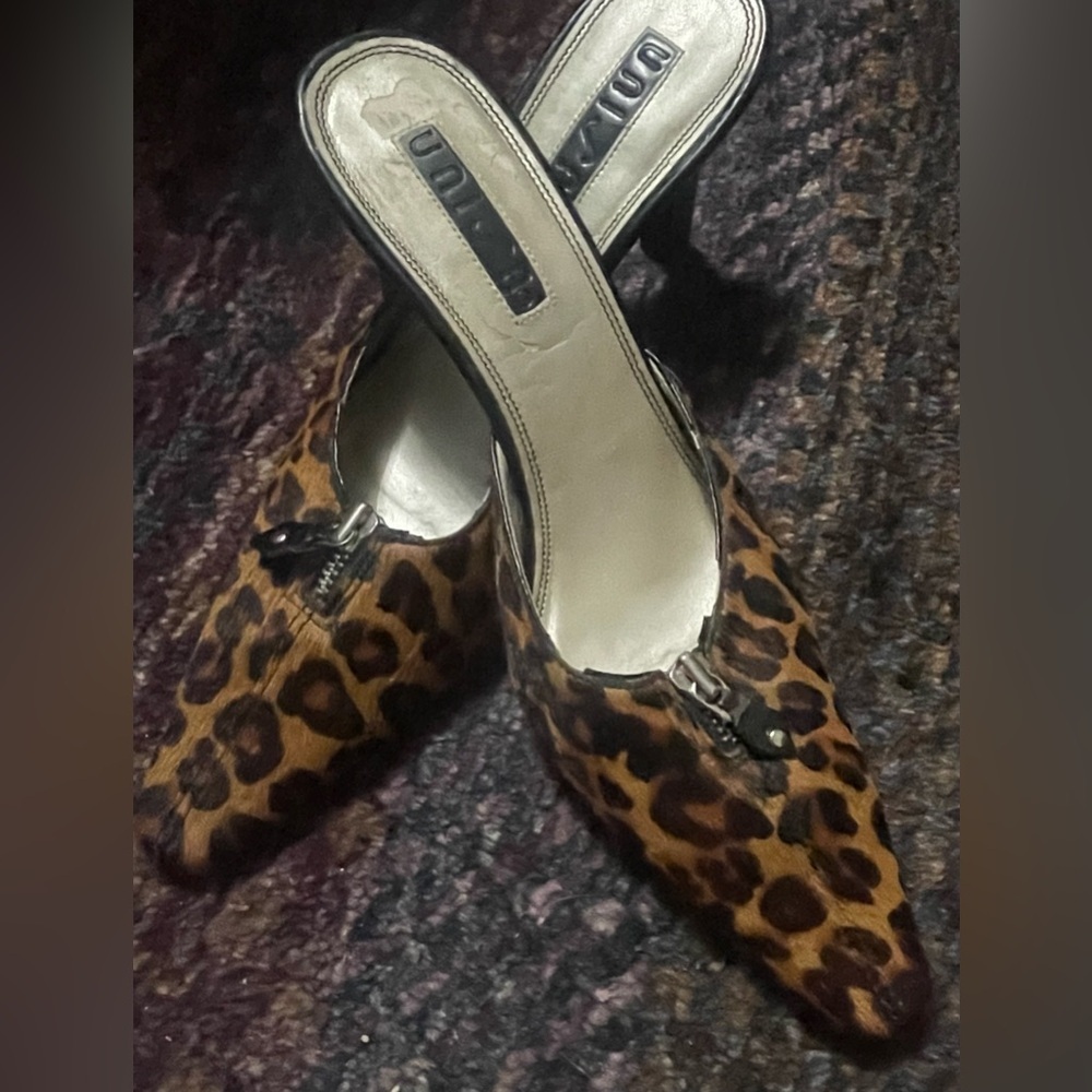 Gorgeous Dark Brown Leopard Pointed-Toe 3 1/2” Heeled Mules Calf Hair Leather - Picture 3 of 13